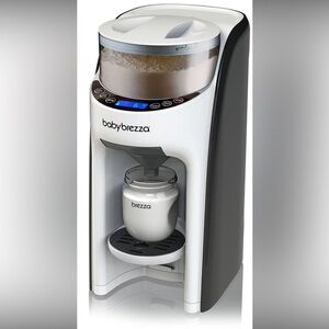 Baby breeze formula bottle maker